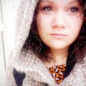 Meet your Posher, Rhy-ann